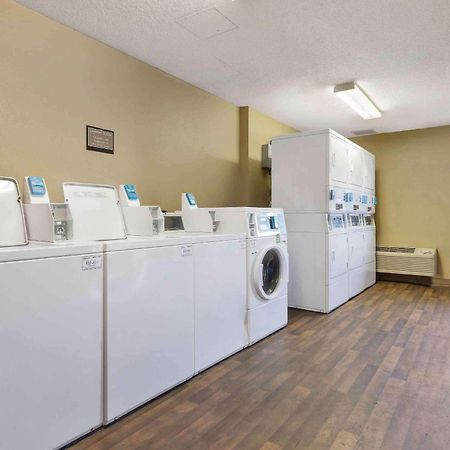 Extended Stay America Select Suites - Columbia - Ft Jackson Ngoại thất bức ảnh