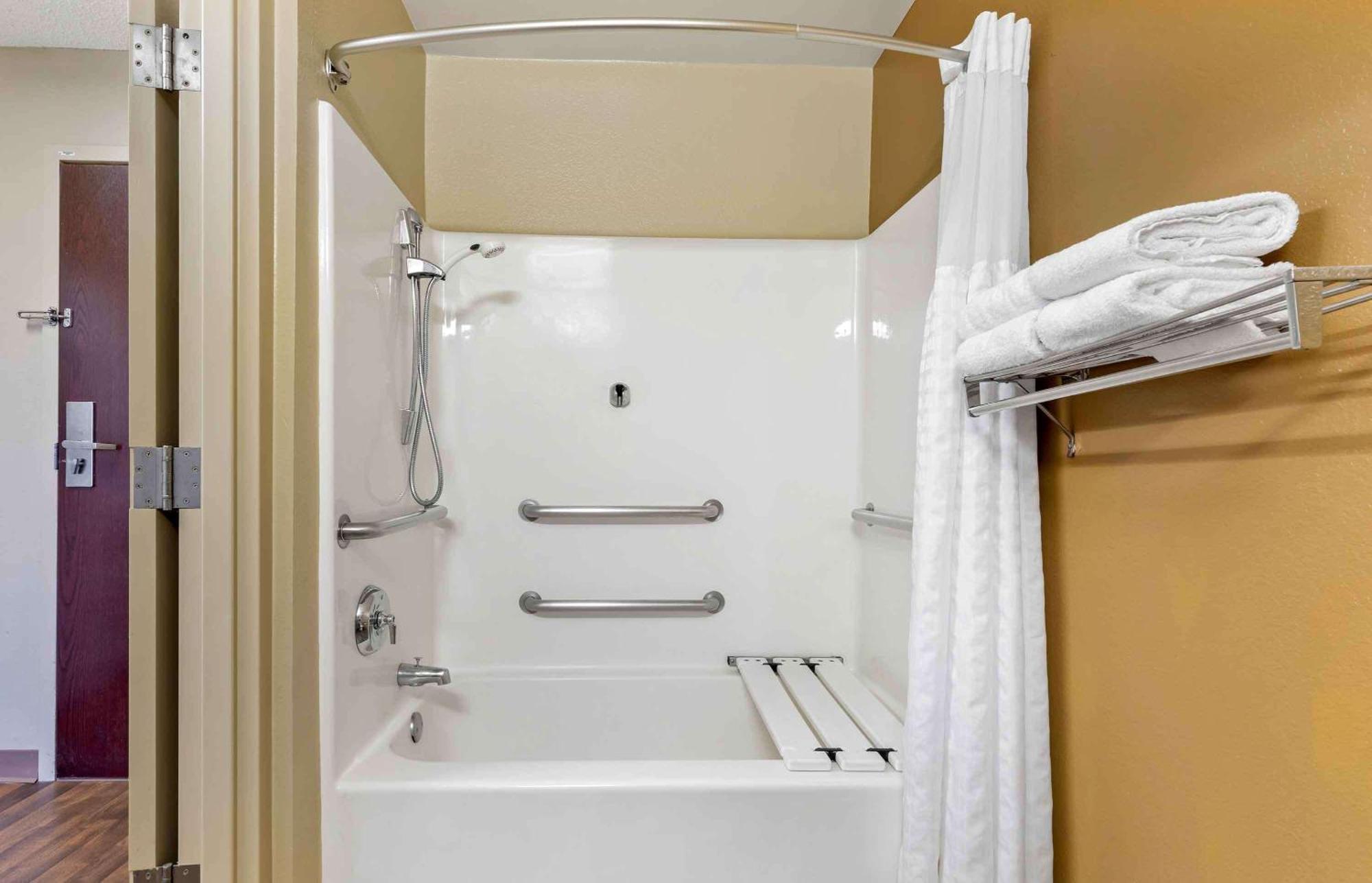 Extended Stay America Select Suites - Columbia - Ft Jackson Ngoại thất bức ảnh
