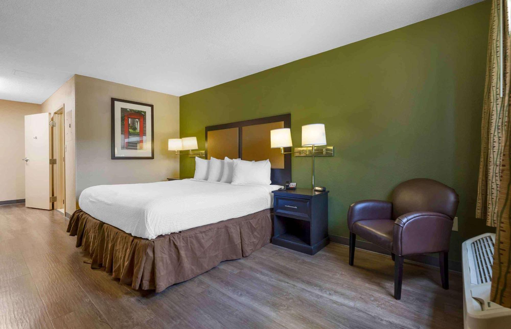 Extended Stay America Select Suites - Columbia - Ft Jackson Ngoại thất bức ảnh