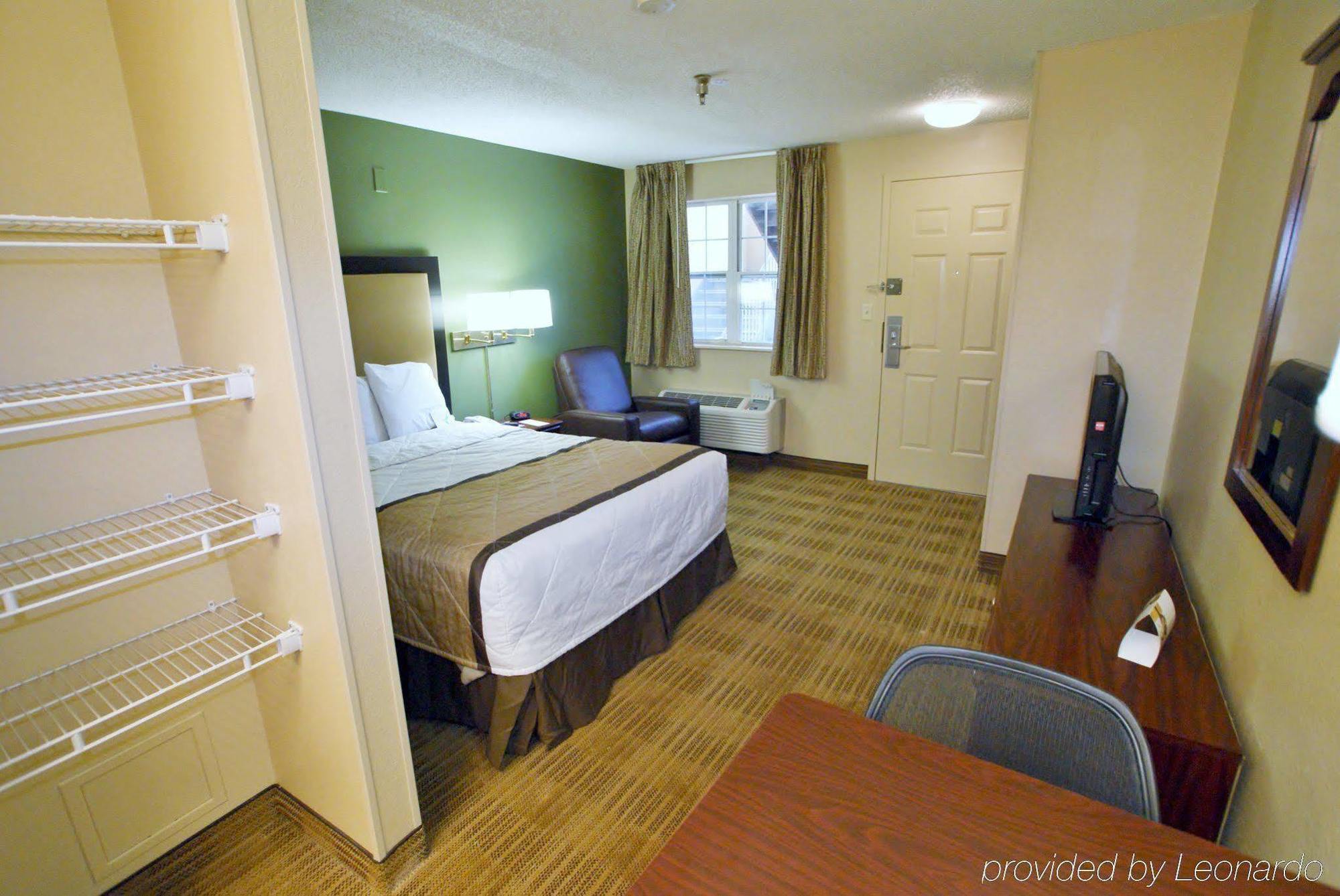 Extended Stay America Select Suites - Columbia - Ft Jackson Ngoại thất bức ảnh